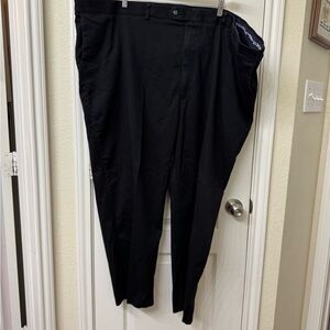 Roundtree & Yorke Men's Black Dress Pants
